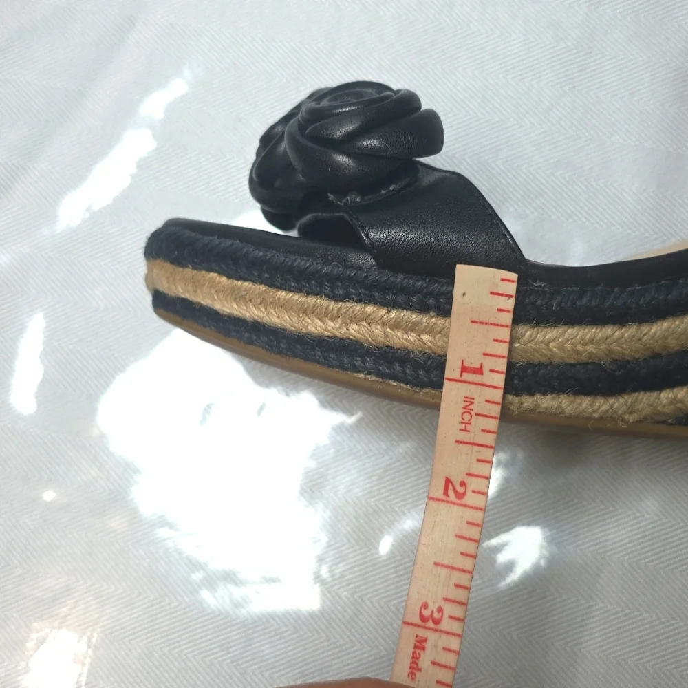 🌸Kate Spade Black and‎ Tan Espadrille Wedges 6.5